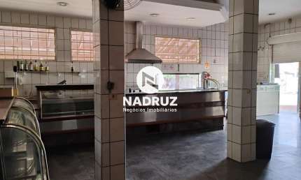 Ponto Comercial á  locação no bairro Santos Dumont, São José do Rio Preto-SP: 4 Salas, 2 Banheiros, 1 Vaga de Garagem, 492m². Venha Conferir!