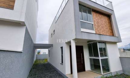 Casa com 2 quartos à venda em Benedito, Indaial , 128 m2 por R$ 450.000