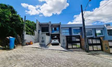 Casa com 2 quartos à venda no Velha, Blumenau , 90 m2 por R$ 489.000