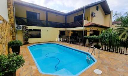 Casa com 3 quartos à venda no Velha, Blumenau , 392 m2 por R$ 1.349.000
