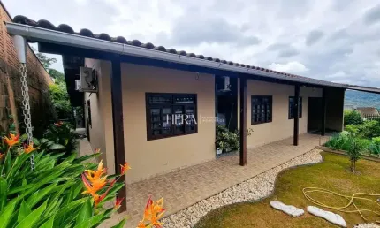 Casa com 3 quartos à venda no Garcia, Blumenau , 235 m2 por R$ 680.000