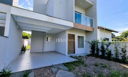 Casa com 3 quartos à venda no Tapajós, Indaial , 99 m2 por R$ 650.000