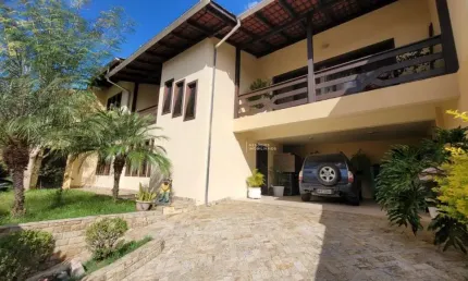 Casa com 3 quartos à venda no Garcia, Blumenau , 291 m2 por R$ 849.000