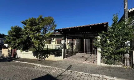 Casa com 3 quartos à venda no itoupava norte, blumenau , 180 m2 por r$ 700.000