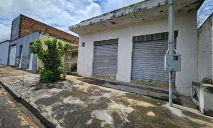 Oportunidade - Imóvel misto - casa 100 m² e sala comercial 80 m²