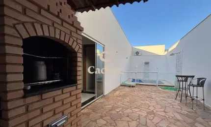 Casa à venda no Jardim Holanda com 3/4 sendo 01 suíte c/ banheira hidro e closet