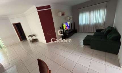 Casa à venda no Santa Mônica com 3/4 sendo uma suíte com banheira e armários