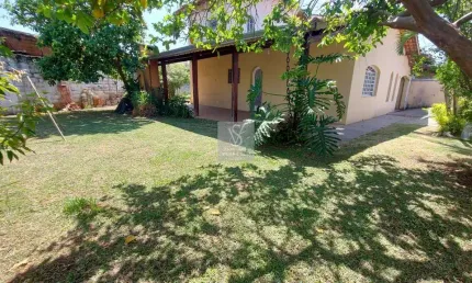 Casa com 2 quartos à venda na Vila Helena, Atibaia 