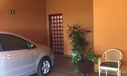 Casa com 3 quartos à venda no Conjunto Manoel Mendes, Uberaba 