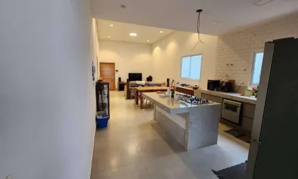 Casa com 3 quartos à venda no Parque das Laranjeiras, Uberaba 