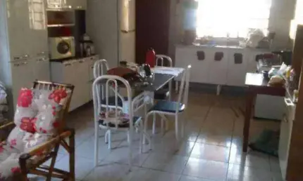 Casa com 3 dormitórios à venda, 167 m² por R$ 430.000,00 - Leblon - Uberaba/MG