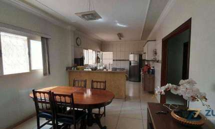 Casa com 5 dormitórios à venda, 241 m² por R$ 680.000,00 - Nossa Senhora da Abadia - Uberaba/MG