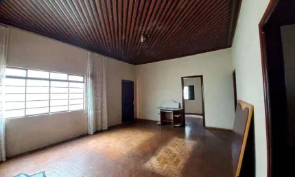 Casa com 4 dormitórios à venda, 152 m² por R$ 310.000,00 - Estados Unidos - Uberaba/MG