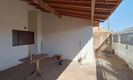 Casa à venda, 141 m² por R$ 250.000,00 - Jardim Canadá - Uberaba/MG