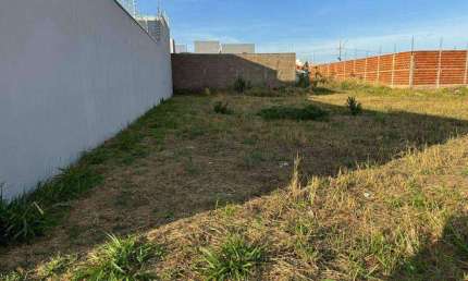 Terreno à venda no Parque das Laranjeiras II, Uberaba 