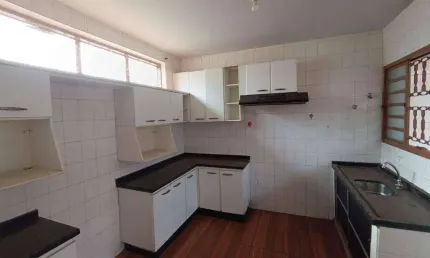 Casa com 2 dormitórios à venda, 158 m² por R$ 230.000,00 - Nossa Senhora da Abadia - Uberaba/MG