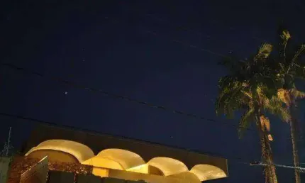 Casa com 5 dormitórios, 250 m² - venda por R$ 3.000.000,00 ou aluguel por R$ 9.800,00/mês - Morada das Fontes - Uberaba/MG