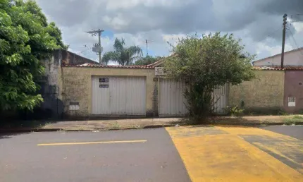 Casa à venda por R$ 350.000,00 - Santa Maria - Uberaba/MG