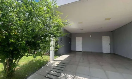 Casa em condomínio fechado com 3 quartos à venda no Portal Beija Flor, Uberaba 