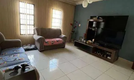 Casa com 3 dormitórios à venda, 224 m² por R$ 530.000,00 - Boa Vista - Uberaba/MG