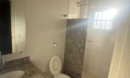 Apartamento com 1 dormitório para alugar, 50 m² por R$ 862,45/mês - Universitário - Uberaba/MG