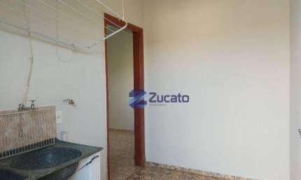 Apartamento com 1 dormitório para alugar, 66 m² por R$ 766,89/mês - Fabrício - Uberaba/MG