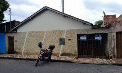 Casa com 3 dormitórios, 159 m² - venda por R$ 350.000,00 ou aluguel por R$ 1.400,00/mês - Boa Vista - Uberaba/MG