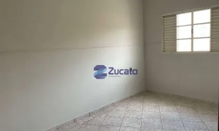 Casa com 3 dormitórios para alugar, 118 m² por R$ 1.127,13/mês - Vila Arquelau - Uberaba/MG