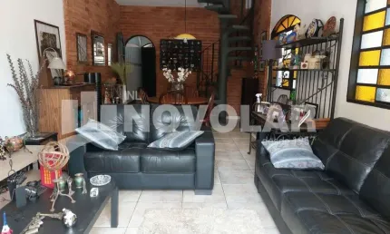 Incrível oportunidade de venda! 2 sobrados na vila sabrina