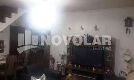 Sobrado no Parque Novo Mundo com 4 dormitórios e 1 suíte