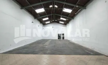 Galpão comercial mooca com 360m2, com sistema de exaustão e energia trifásica.
