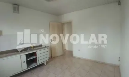 Conjunto comercial na Casa Verde, com 90 m² de área construída
