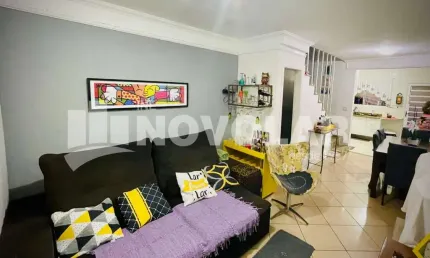 Sobrado de 3 quartos com suíte e hidromassagem em condomínio fechado - espaço amplo.