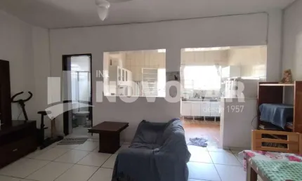 Casa térrea na vila medeiros com 4 casas no local. excelente para renda!