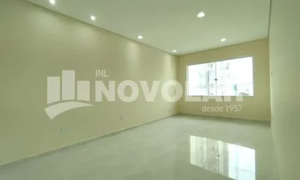 Sobrados Novos no Bairro Parque Vitória, com 3 dormitórios (1 suíte) e 2 vagas