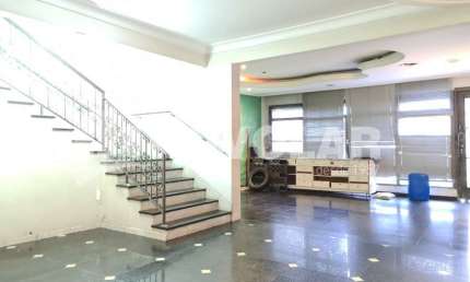 Prédio Comercial no Bairro da Luz. Zona Central. Piso Térreo Mais 3 Pavimentos.