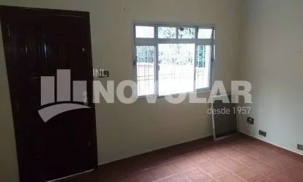 Casa térrea, sendo um terreno com 2 moradias, jardim japão