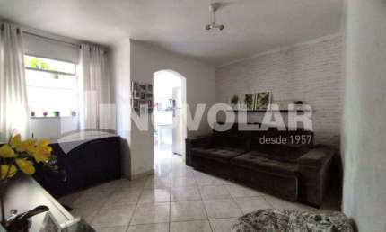 Casa Térrea no Jardim Andarai, com 232 m2 de terreno e 2 dormitórios, 4 vagas espaçosas