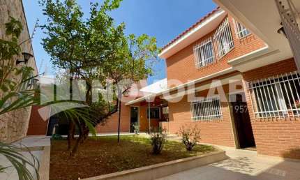Sobrado de Alto Padrão A Venda na Vila Guilherme com 3 Vagas e Infraestrutura Completa