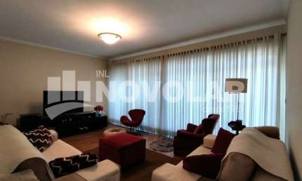 Casa Térrea na Vila Guilherme  com 4 dormitórios (1 suite), quintal, 2 vagas