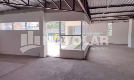 LOJA NO IMIRIM COM APROXIMADAMENTE 260M2, 6 VAGAS PARA AUTOMÓVEIS.
