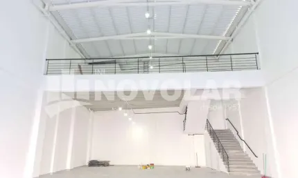 Espetacular loja vila guilherme. imóvel novo disponível para locação com 330m2 vão livre. trifásico.