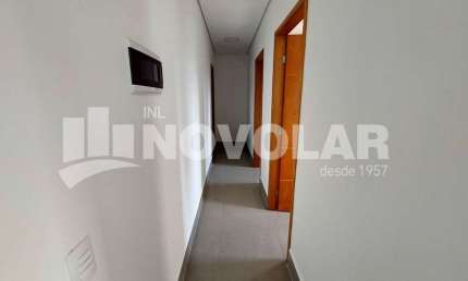 Apartamento em Santana com 2 dormitórios em Condomínio Fechado.