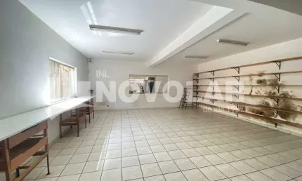 Galpão com 120 metros quadrados de vão livre na Vila Maria