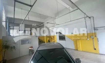 Galpão na região da Vila Maria 190m2 de Vão Livre, Recuo com Vaga Para 3 Automóveis. Venha Conferir!