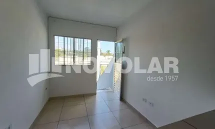 Casa assobrada no jardim japão- 2 dormitórios e 1 vaga