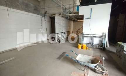 Imóvel Para Comercial LOJA 204M2, Recuo Frontal com 5 Vagas, Tucuruvi.  Agende sua Visita e Confira!