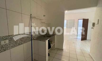 Casa em Condomínio Fechado no Pari com 1 Dormitório
