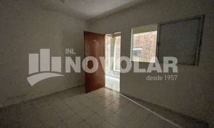 APARTAMENTO em Condomínio Fechado no Pari com 1 Dormitório