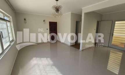 Casa Térrea no Jardim Guança com 3 Dormitórios e 4 Vagas